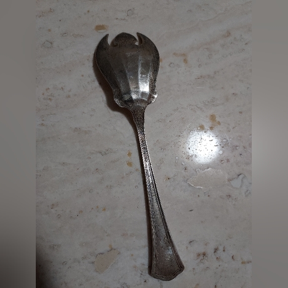 R. Wallace & Sons 1890'S RARE Sterling Meat Fork! - Picture 6 of 7